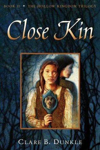 Hollow Kingdom #02 - Close Kin